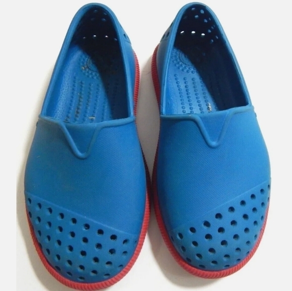 Native Kids Verona Slip On Shoes - Picture 1 of 4